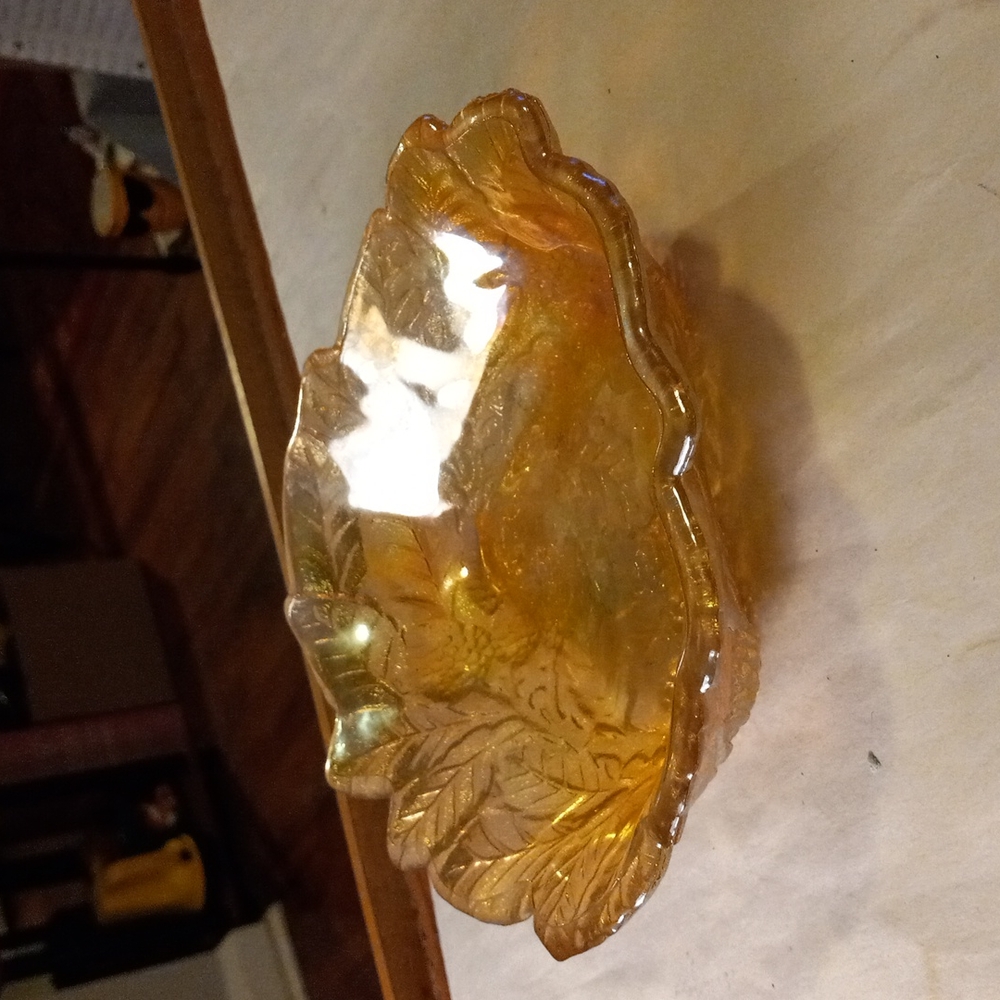 Vtg carnival glass bowl.